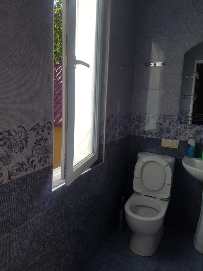 Guest House 2 Floor Batumi Exterior photo