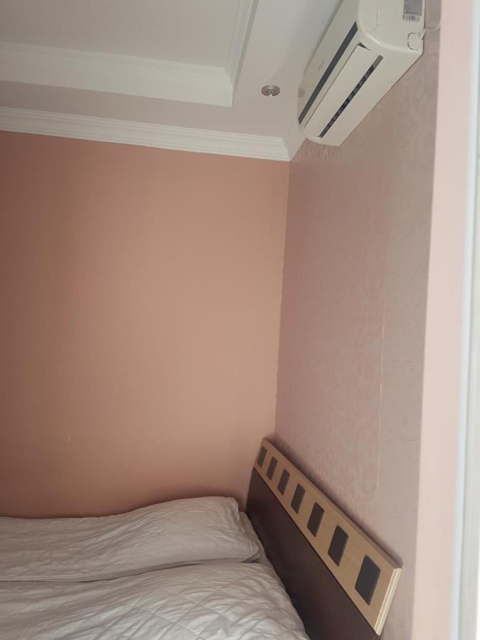 Guest House 2 Floor Batumi Exterior photo