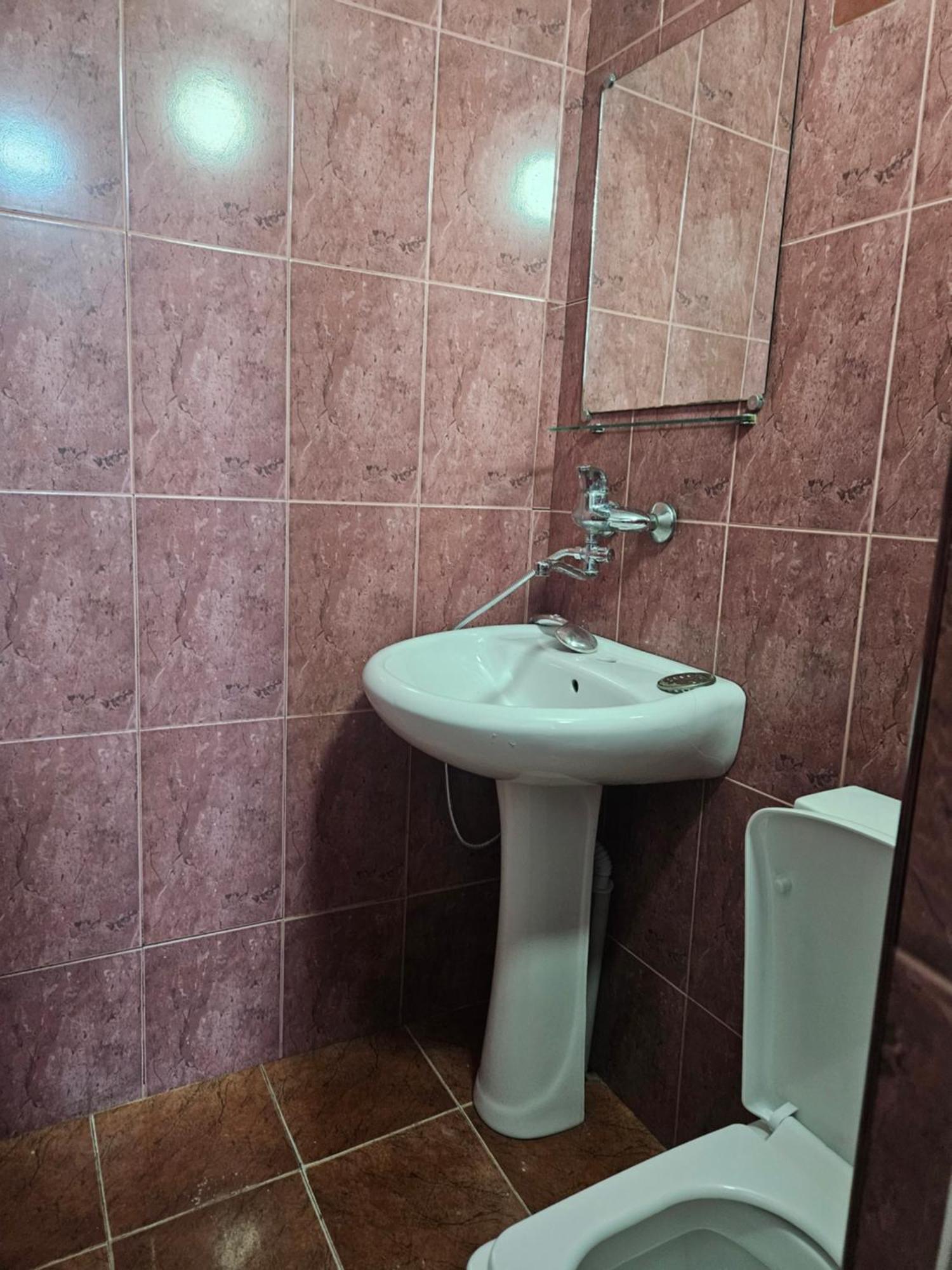 Guest House 2 Floor Batumi Exterior photo