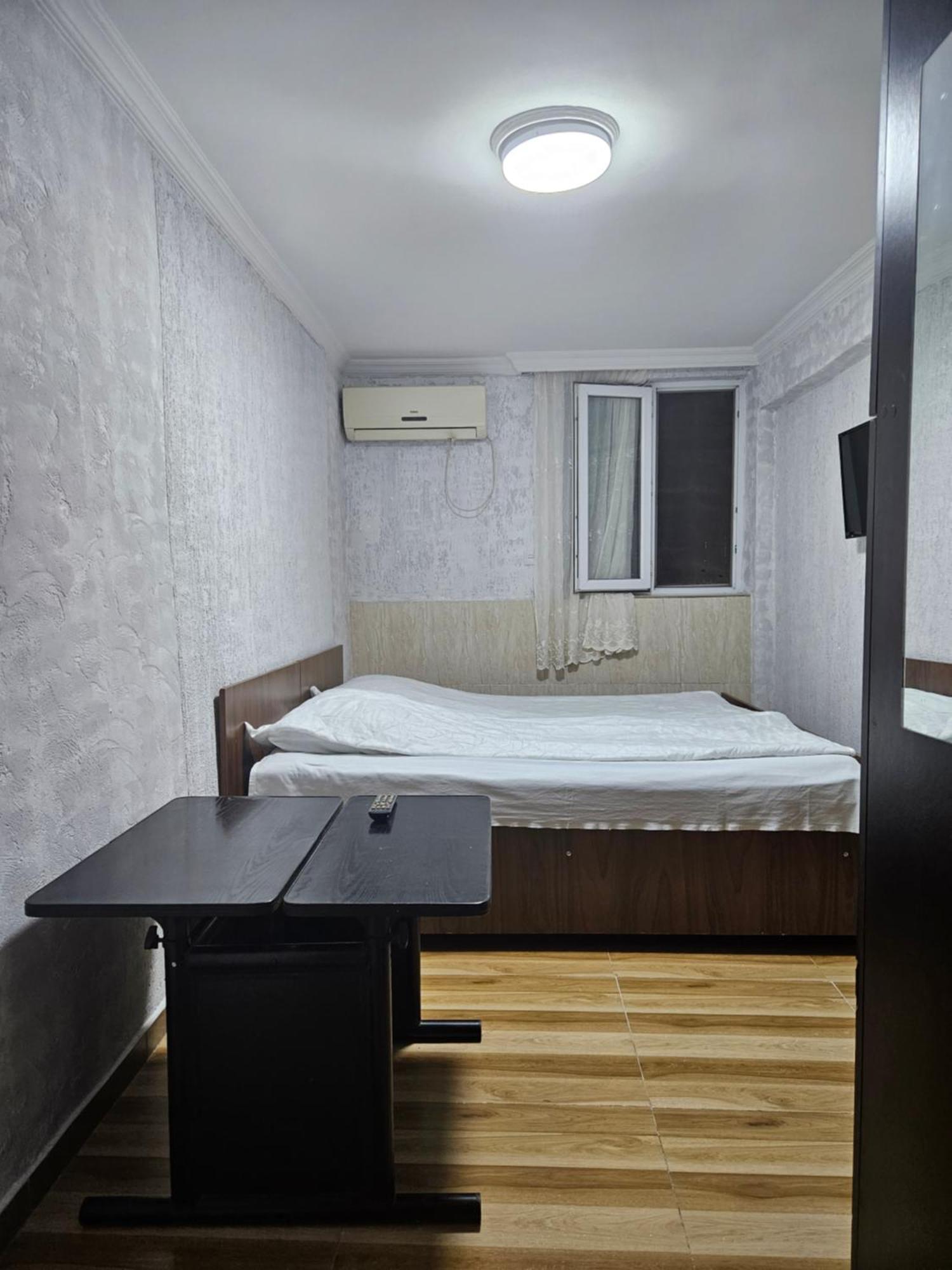 Guest House 2 Floor Batumi Exterior photo