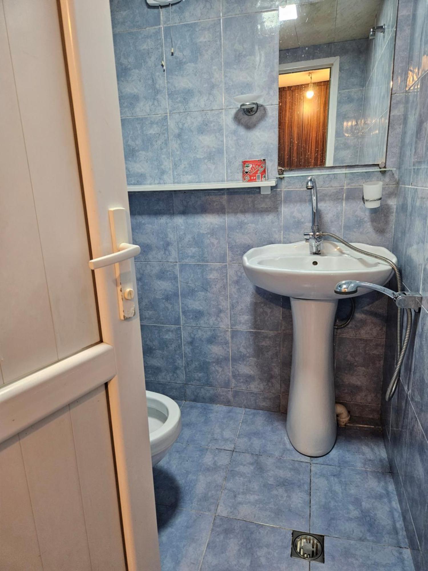 Guest House 2 Floor Batumi Exterior photo